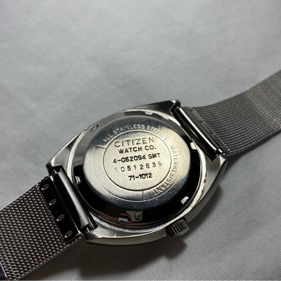 Vintage Automatic 1970s Citizen Mens Watch with Blue Face and Steel strap! - Picture 5 of 6